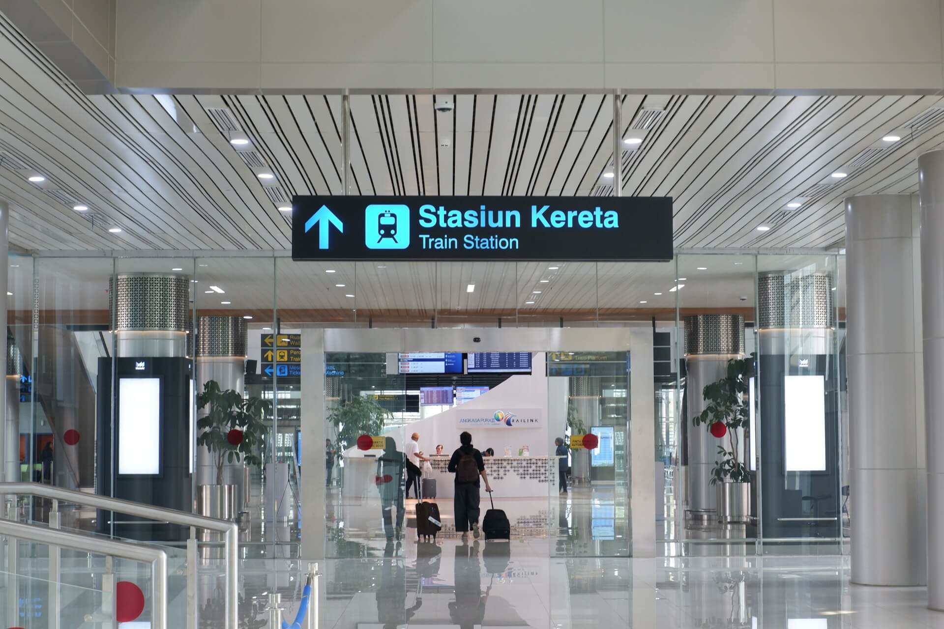 jakarta airport train station