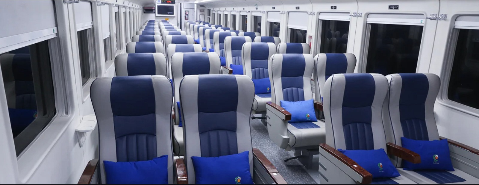 executive class train in indonesia