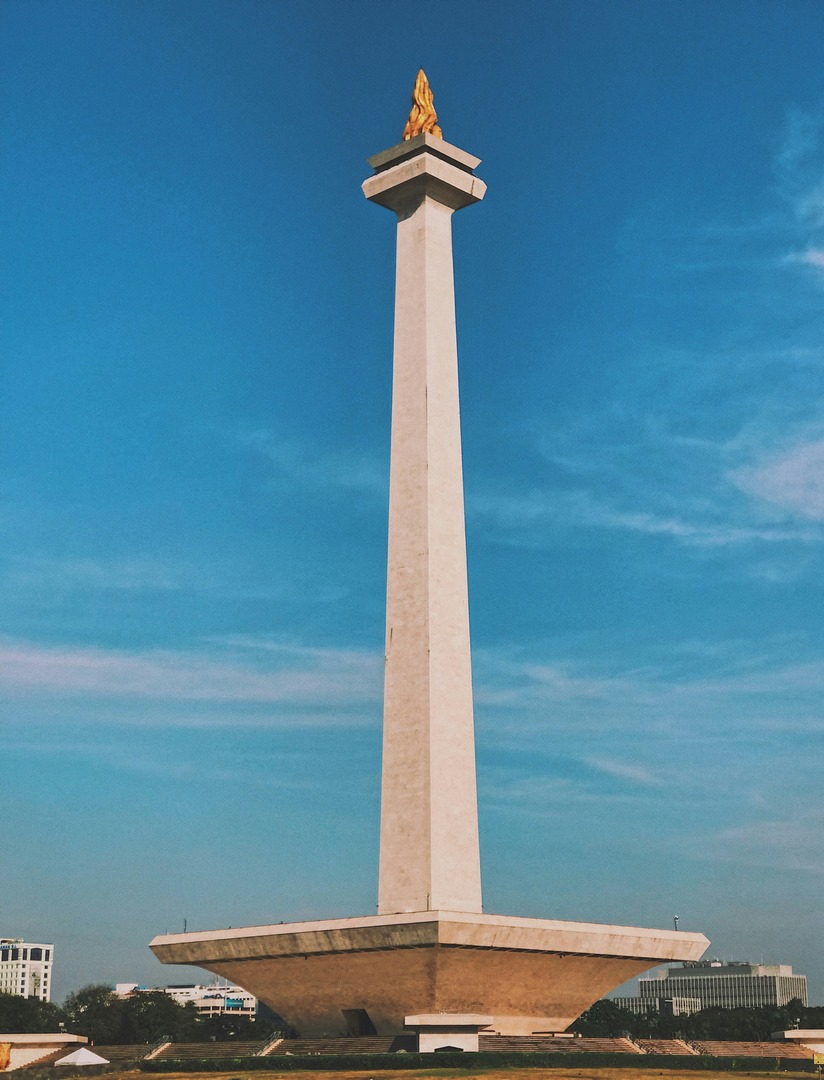 monas