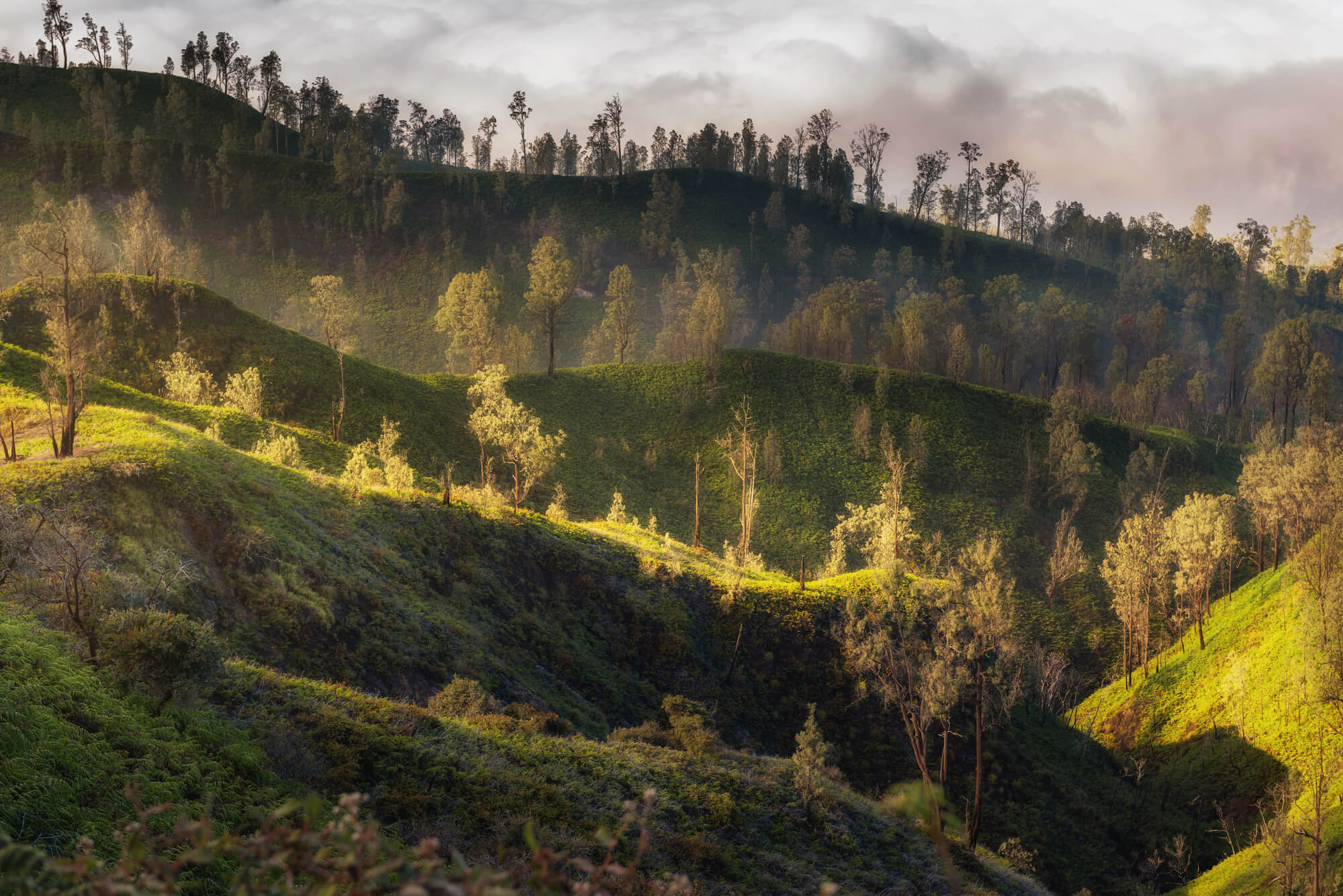 path to kawah ijen top