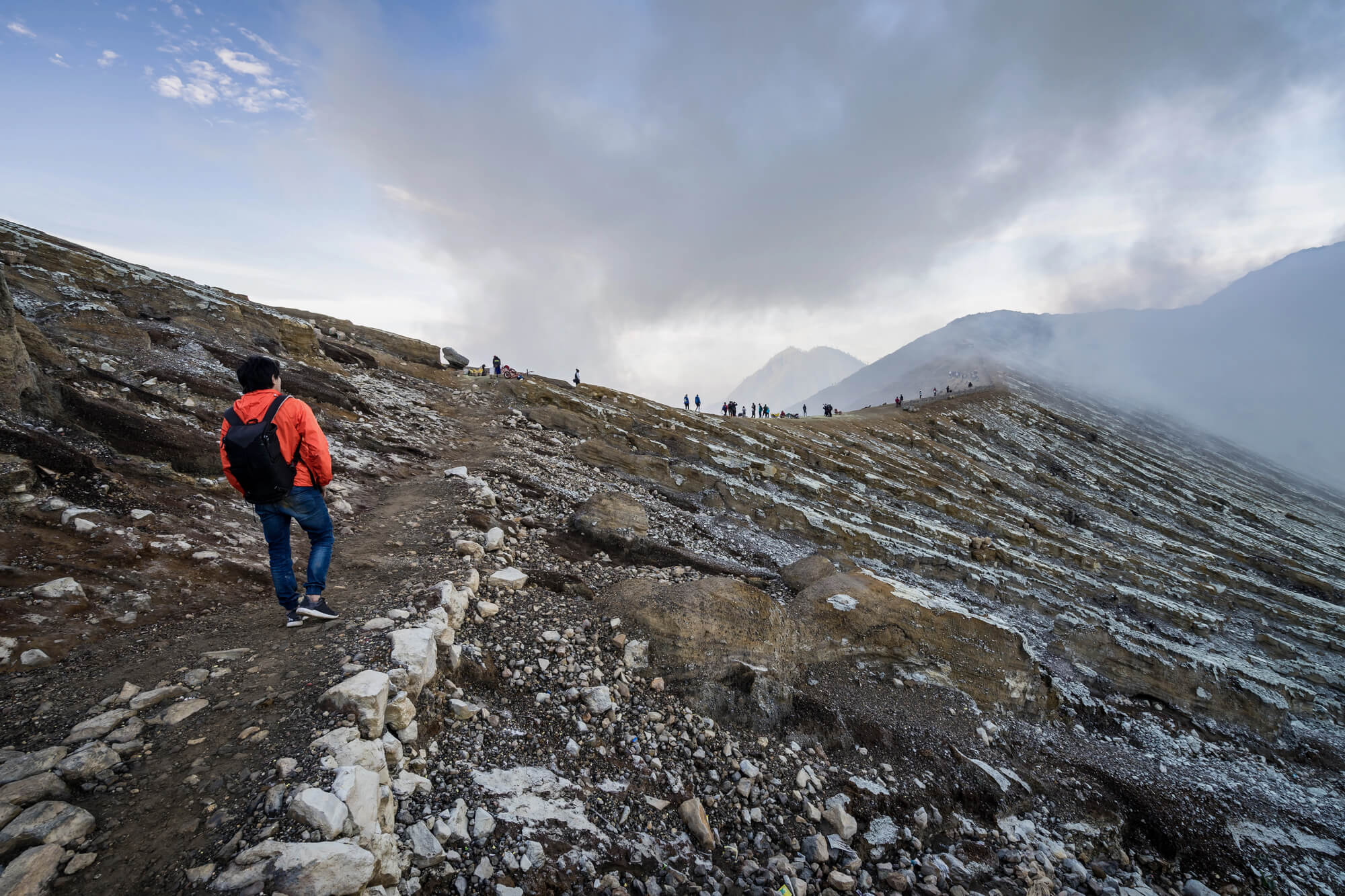 hiking to kawah ijen